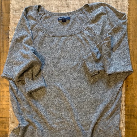Grey Sweater - Picture 1 of 2